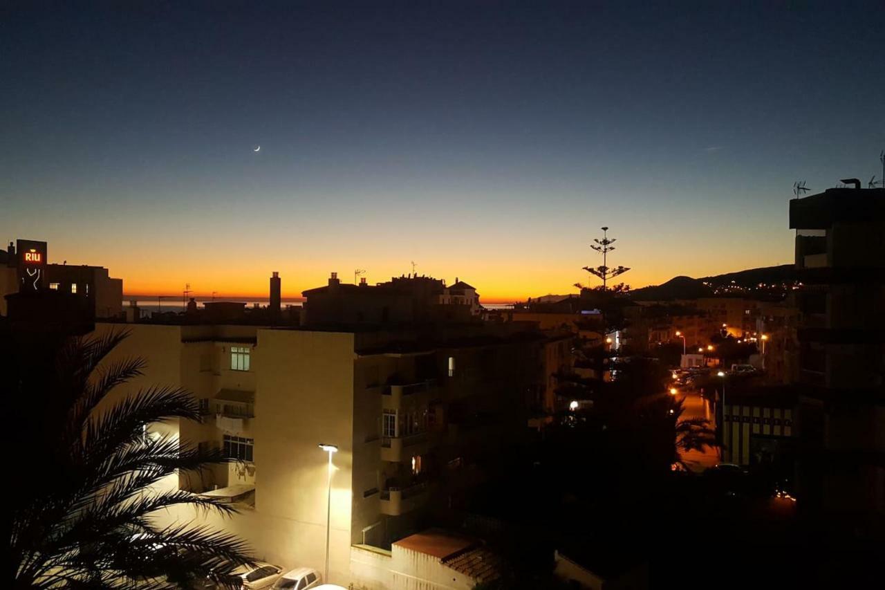Neptuno Torrecilla Beach Нерха Экстерьер фото